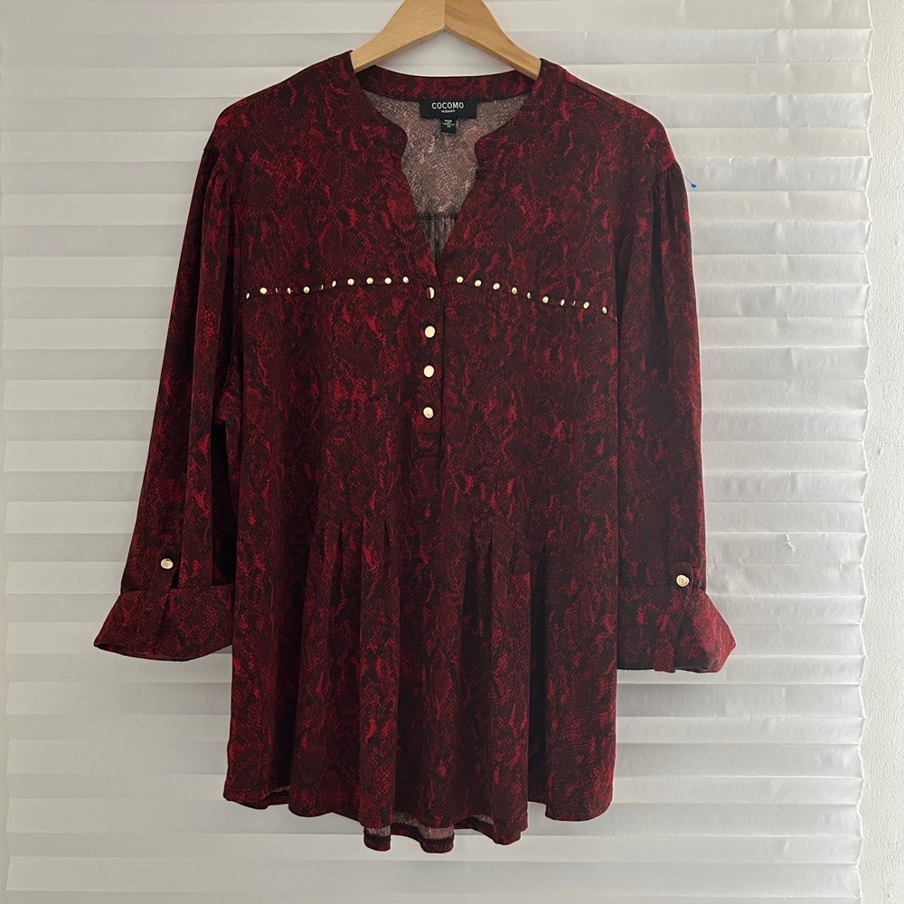 Cocomo Woman Red Snakeskin Print Studded Tunic Top Plus Sz 3X 3/4 Sleeve Blouse
